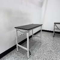 6' Laboratory Bench image 0